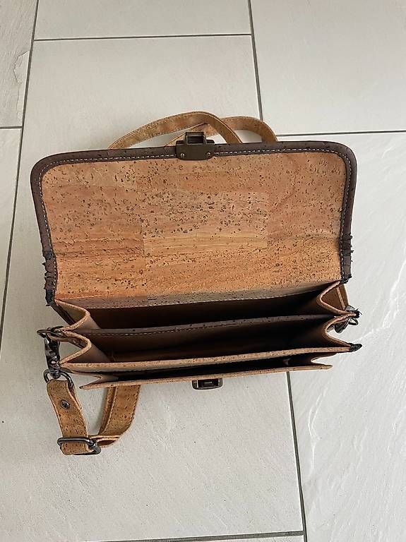 Taschen für Damen: Handtasche aus Kork – Gebraucht aus Kreuzlingen von Speedy_59 2