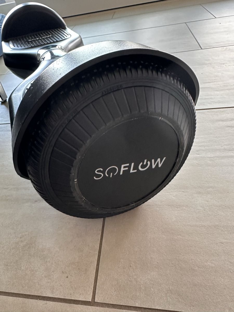 Hoverboard: Hoverboard mit LED-Beleuchtung, top Zustand, Sommer  – Usato da Schmerikon venduto da Seepfaerdchen 6