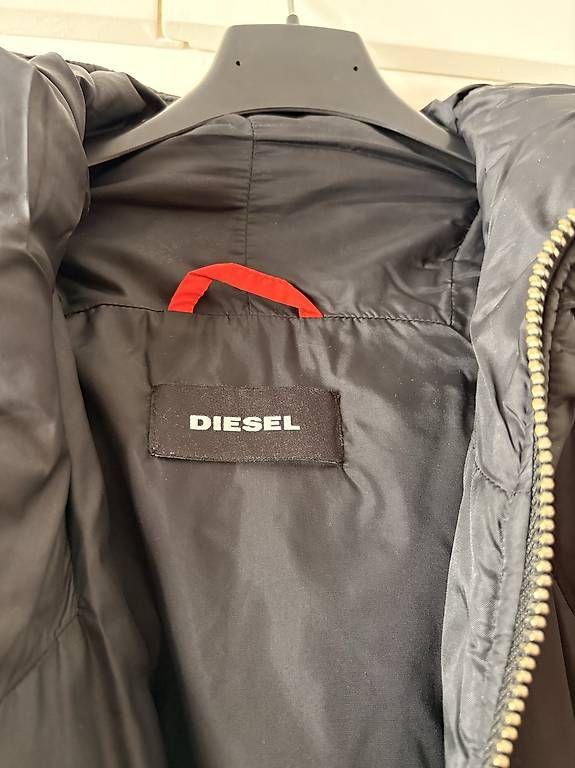 Giacche: Doudoune Diesel noire à capuche – Usato da Genève venduto da Arno_Mello123 3