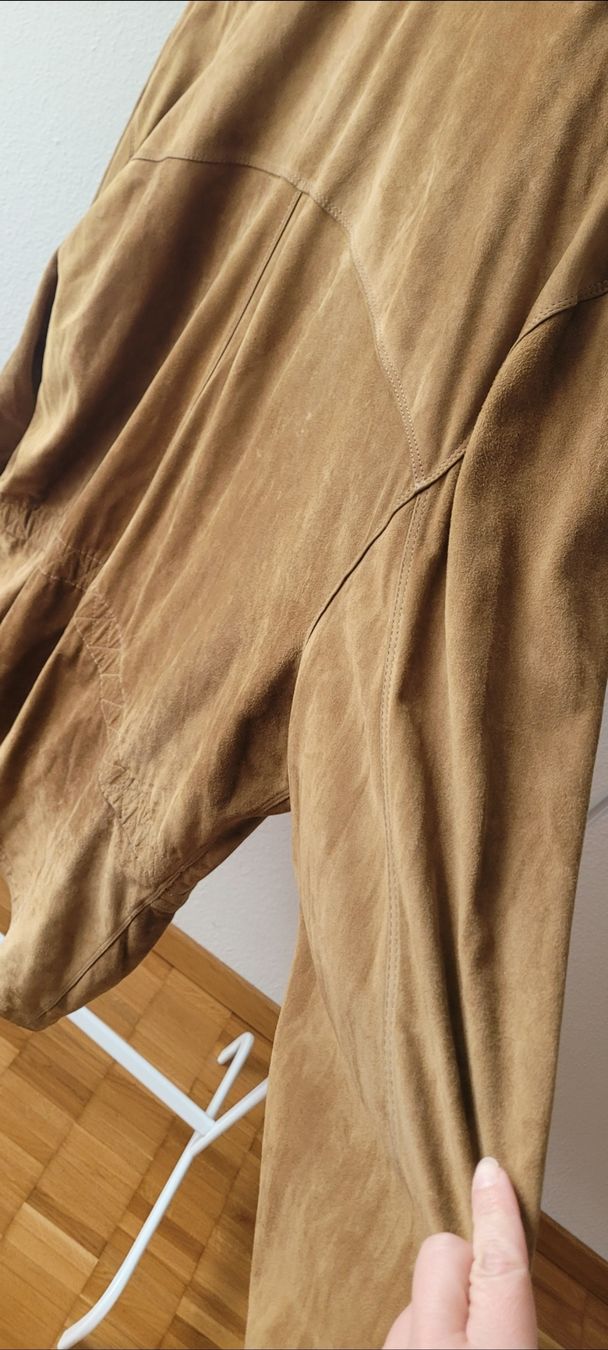 Versace Giacche: Vintage Gianni Versace Wildleder Jacke – Usato da Emmenbrücke venduto da gatasalvache 7