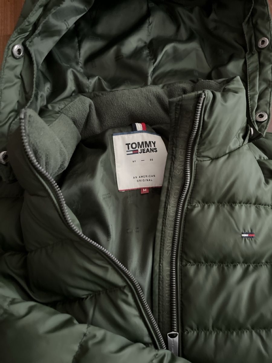 Tommy Hilfiger Jacken: Winterjacke Tommy Hilfiger Daunen – Gebraucht aus Holderbank SO von ale_5zjc 1