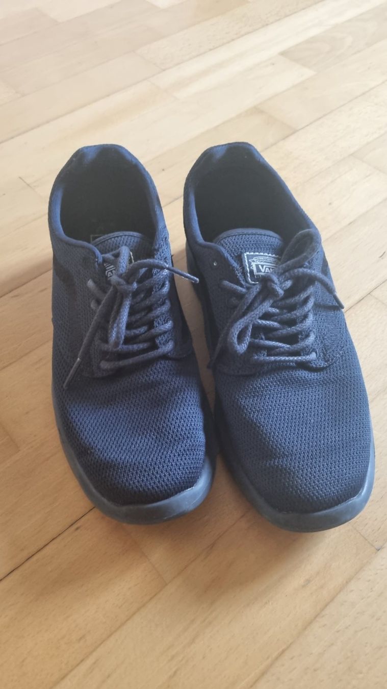 Vans Scarpe da donna: Vans Turnschuhe 38.5 gebraucht – Usato da Wohlen AG venduto da stephanieAG