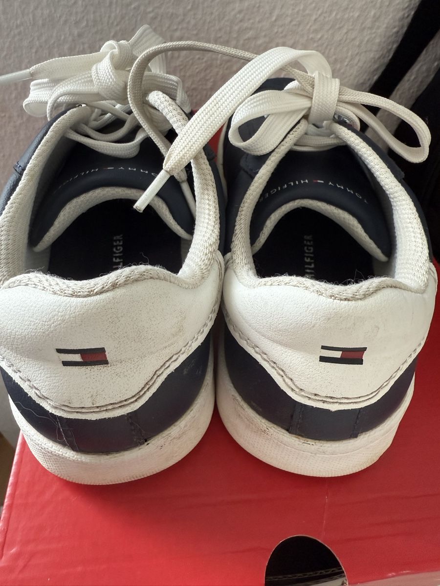 Tommy Hilfiger Scarpe per ragazzi: Tommy Hilfiger gr 34  – Usato da Belp venduto da Lu96 3