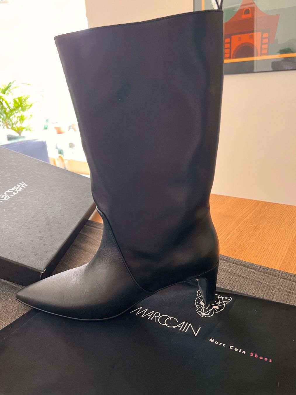 Marc Cain Damenschuhe: Stiefel Marc Cain – Neu und originalverpackt aus Zwingen von Nfrey4