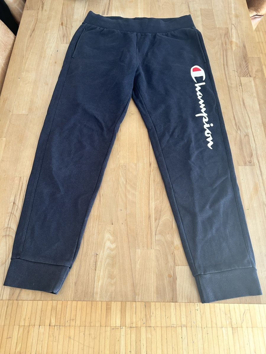 Pantaloni: Champion Sweatpants – Usato da Flawil venduto da bridge28