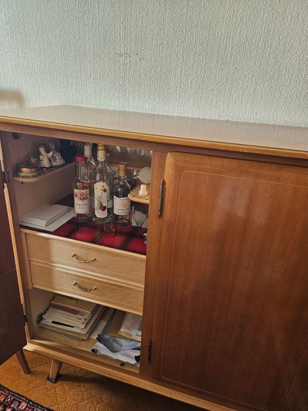Kommoden: Sideboard Möbel Holz – Gebraucht aus Gerlafingen von AishaWittwer 2