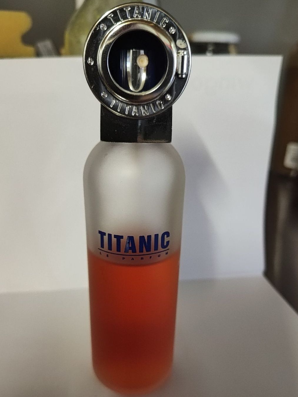 Profumi & Eau de Toilette: Titanic EU de Parfum – Usato da Reichenbach i.k. venduto da Bcarlos 1