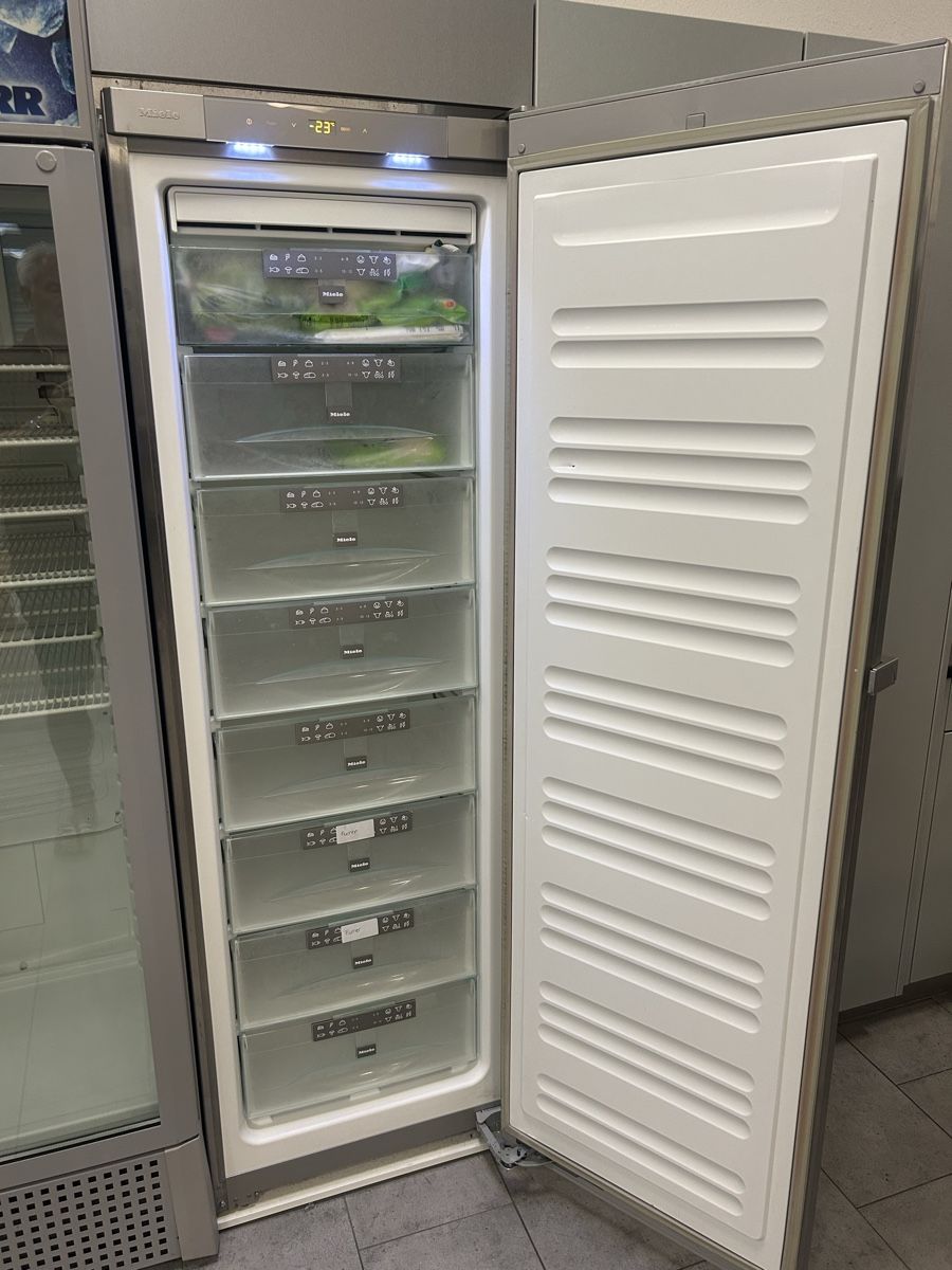 Congelatori: Gefrierschrank Miele – Usato da Stans venduto da Benzen