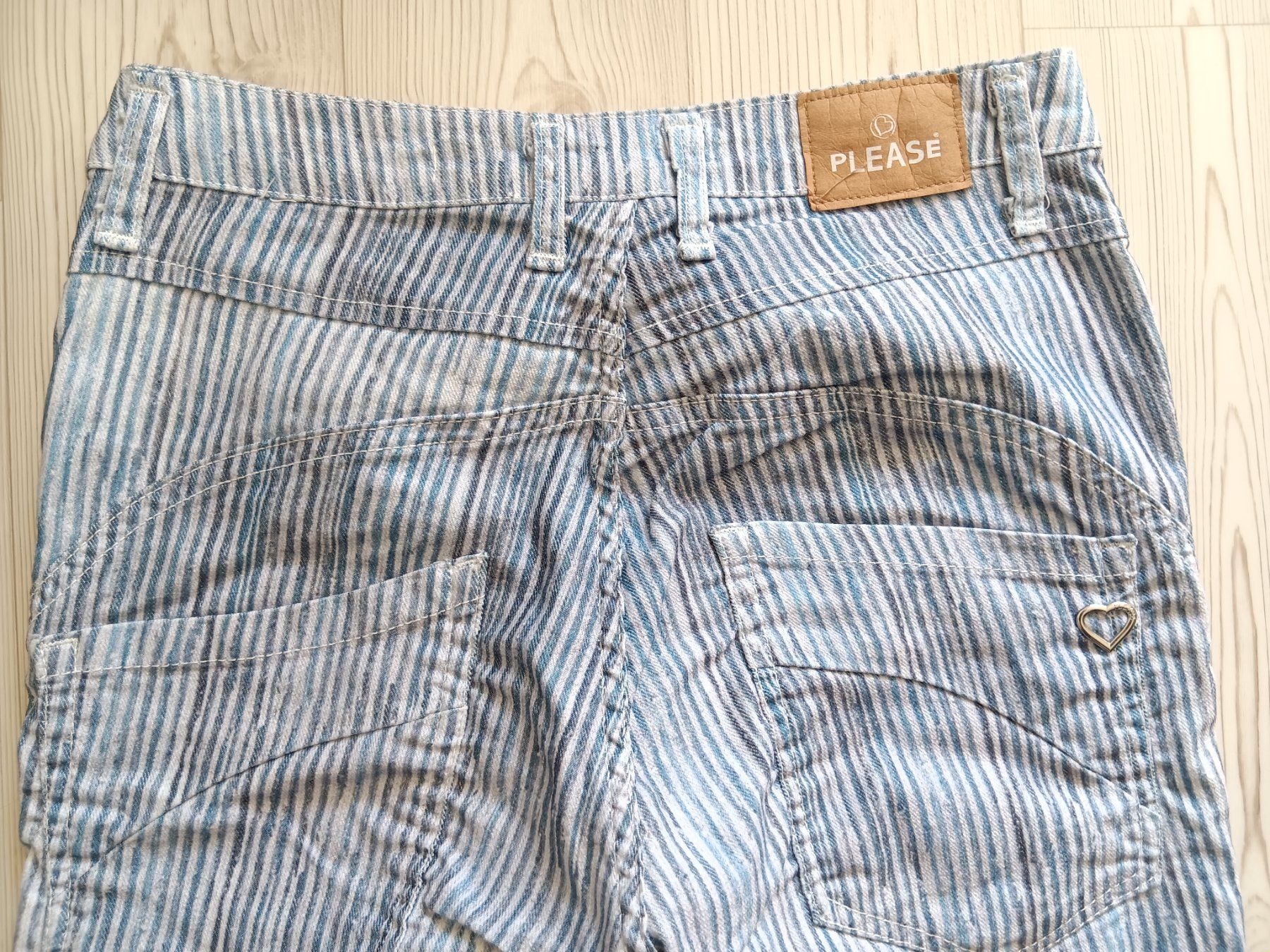 Please Jeans Jeans: PLEASE P20 Jeans taille / Grosse XXS – Usato da Cossonay-ville venduto da Super-Price-Quality 6