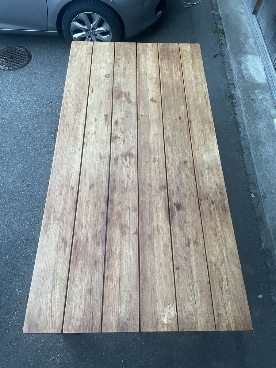 Tavoli: Holztisch 1m x 2m – Usato da Aegerten venduto da grisli72 1