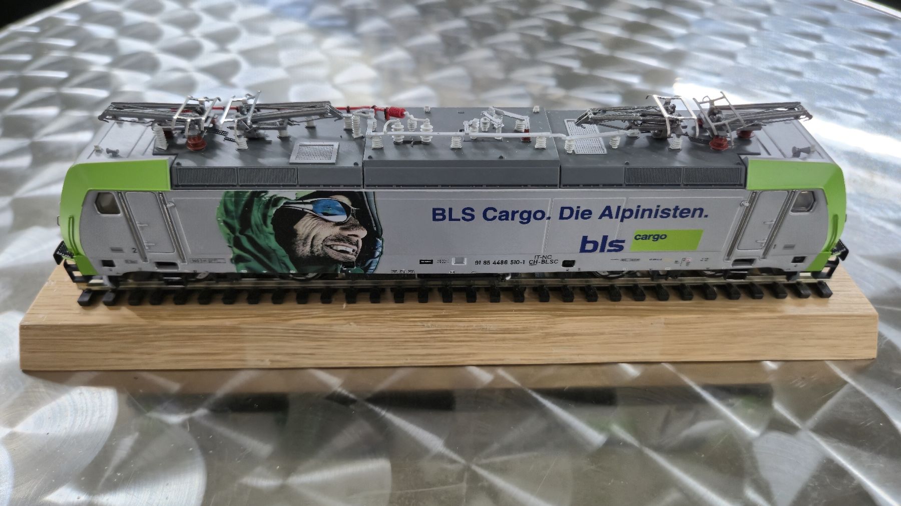 ACME Modellini di ferrovie: ACME RE 486 BLS – Usato da Münsingen venduto da hausbootli 2