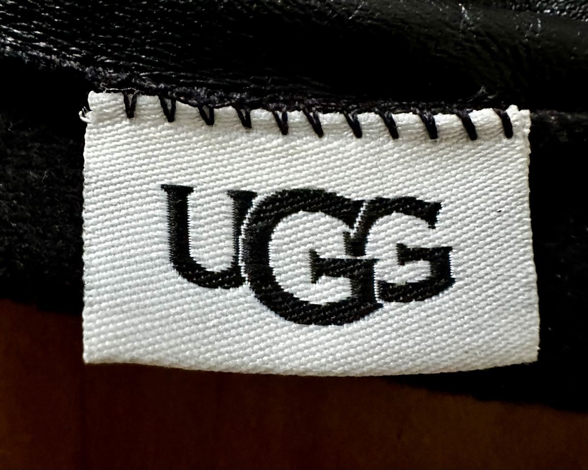 Ugg Chapeaux, bonnets & casquettes: UGG Damenhut Winter écru gesteppt Grösse S – Neuf (Voir description) à Zürich par rim_82zs 2