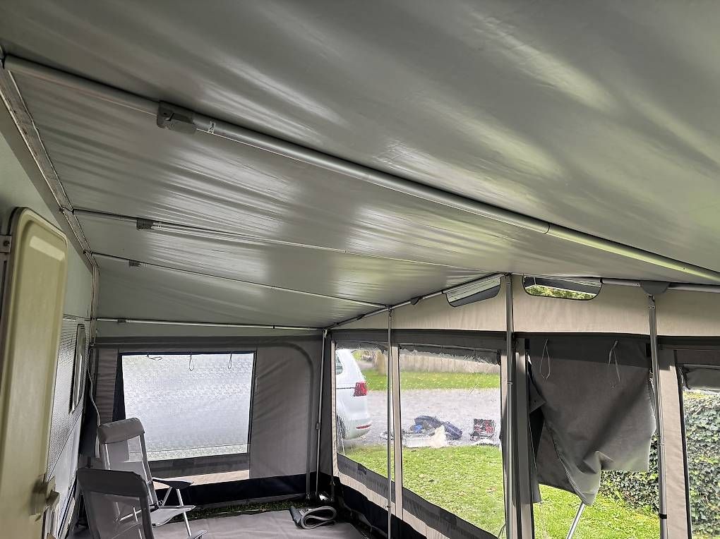 Vorzelte & Markisen: Vorzelt Wohnwagen DWT Polo 240 – Gebraucht aus Langwies von Fam.Geissmann 3