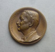 Bronze Medaille ++ Daniel Merillon Versailles 1928