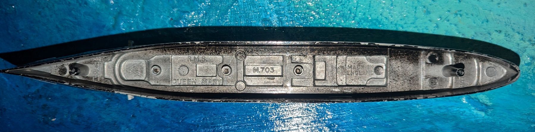 Kit di modellismo & Modellini statici: Schiffsmodell Queen Mary 2, M703, Metall, Vintage – Usato da Niederrohrdorf venduto da _Mr.NiceGuy_ 2
