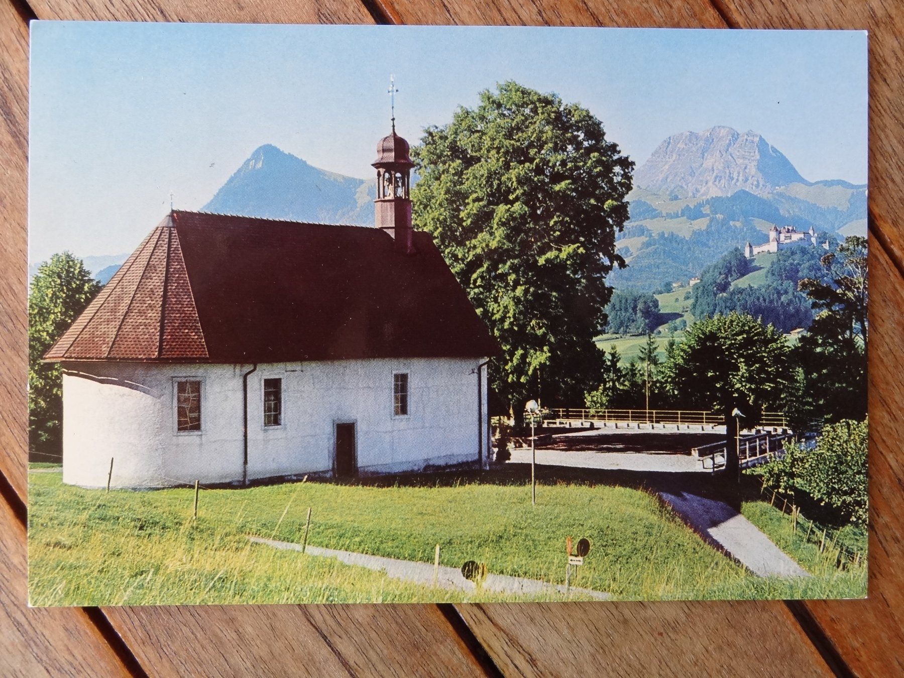 Cartoline postali: Broc - Chapelle N.D. des Marches - 1980 – Usato da St Léonard venduto da Riglin