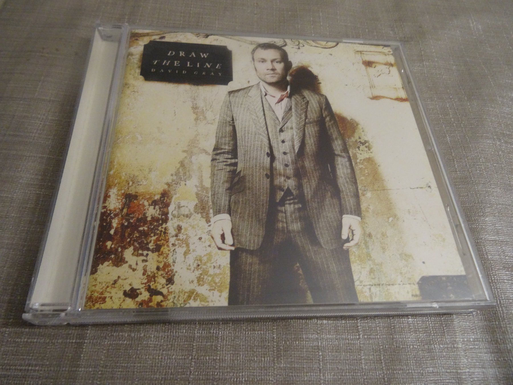 CD: David Gray - Draw the Line - CD – Usato da Olten venduto da Disc-Ausverkauf