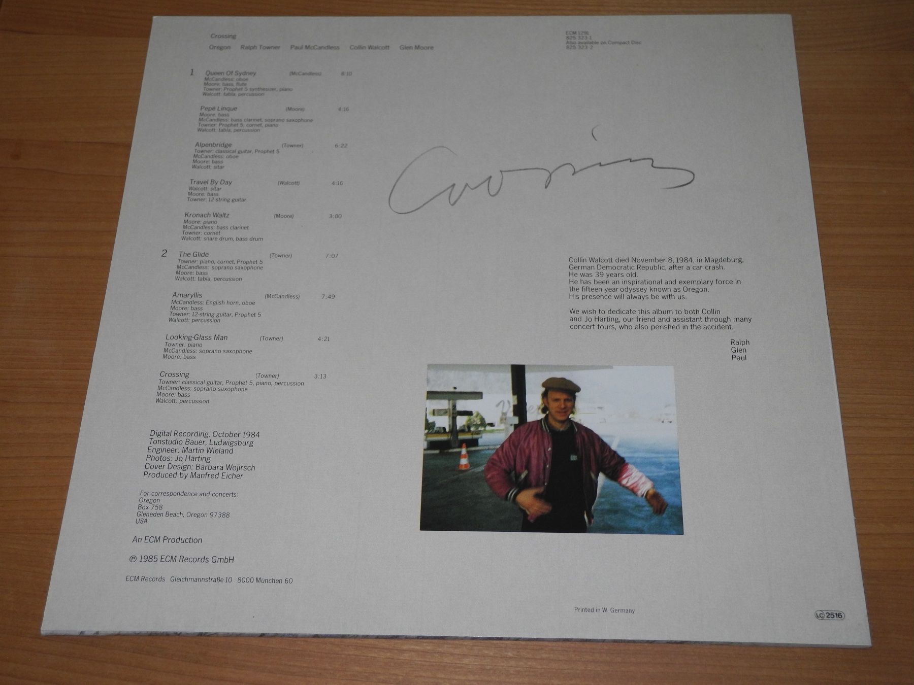 Dischi in vinile: OREGON: CROSSING - ECM – Nuovo (secondo la descrizione) da Fahrwangen venduto da Swirl2 1