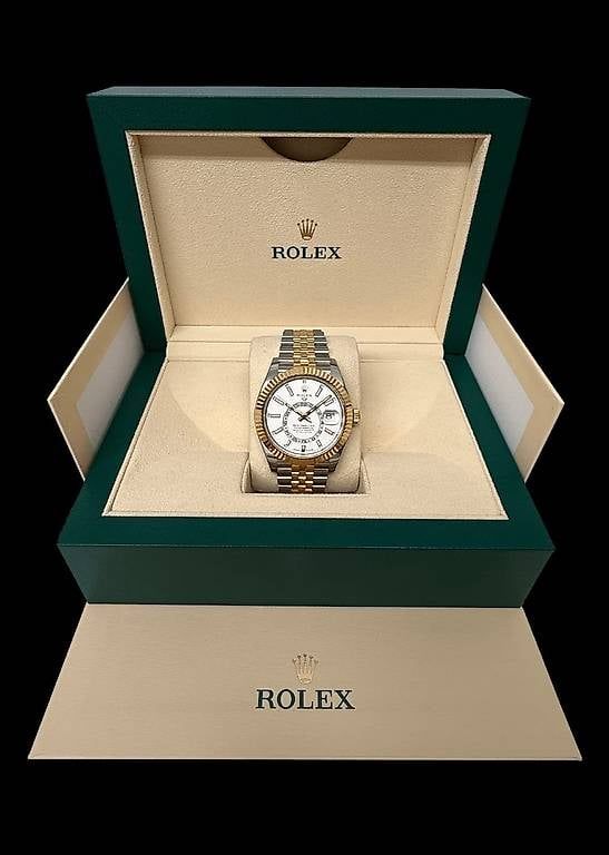 Uhren: Rolex Sky-Dweller  – Neu und originalverpackt aus Zollikerberg von WineInvest
