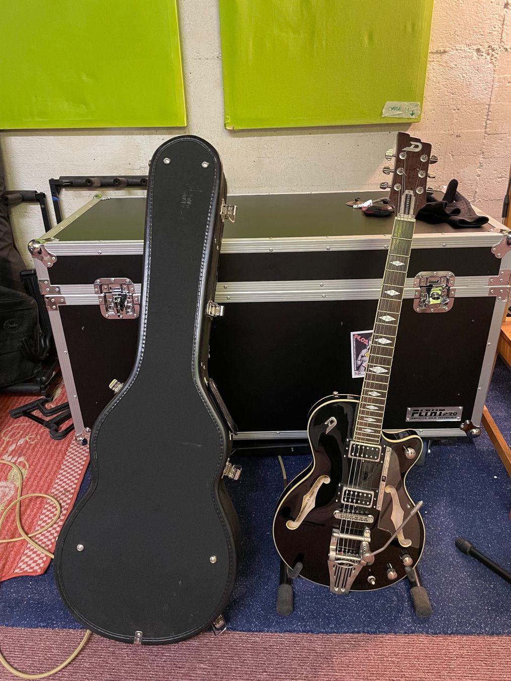 Düsenberg Strumenti musicali: Duesenberg Starplayer TV Deluxe Black – Usato da Zürich venduto da schmickaschmucku