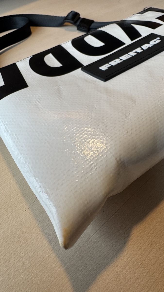 Freitag Taschen: FREITAG Tasche EDDIE weiss und schwarz – Neu (gemäss Beschreibung) aus Chur von arxi 3