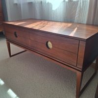 Commode Mid Century design scandinave noyer laiton