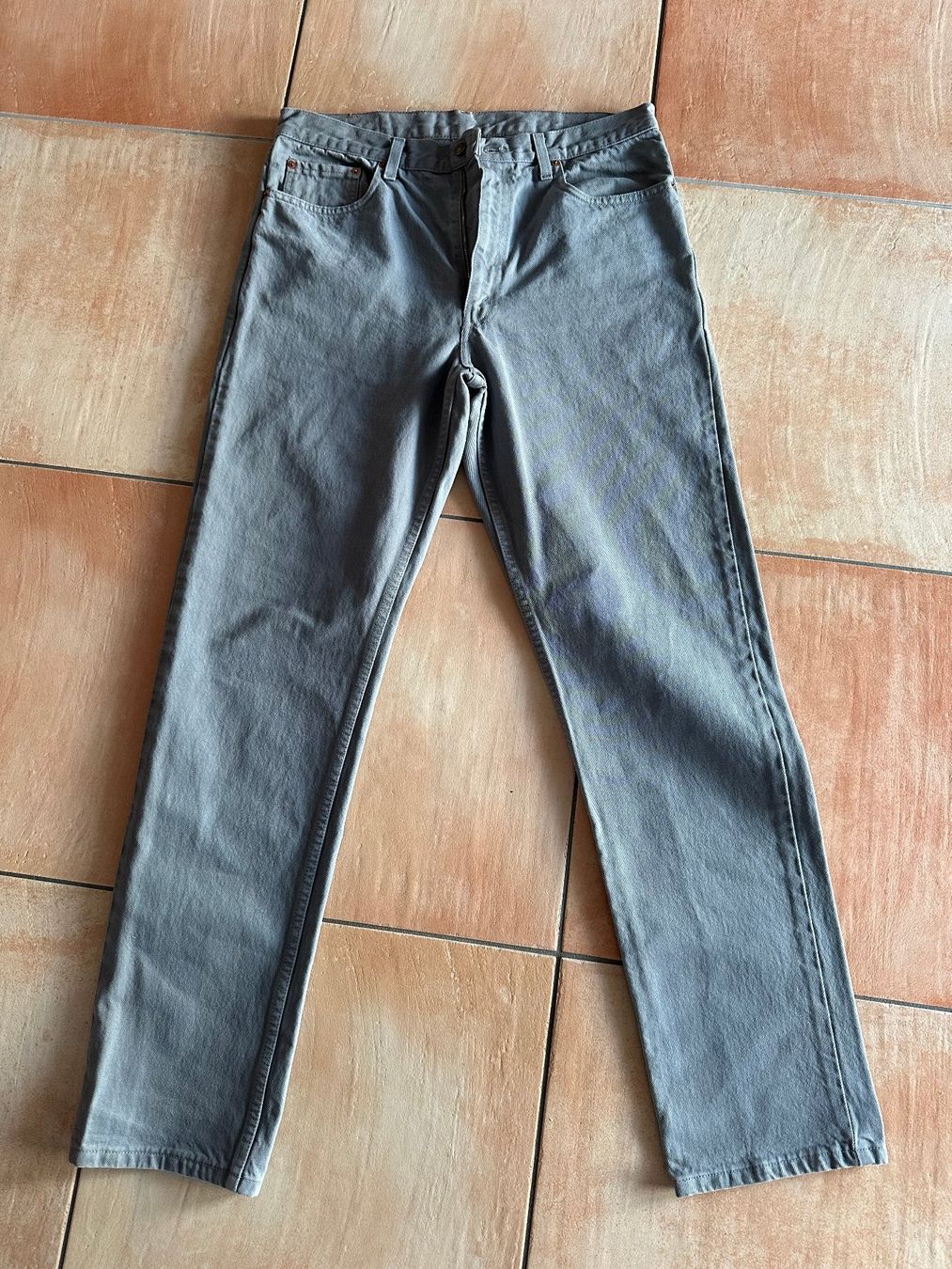 Jeans: Levi's Jeans NEUF – Nuovo (secondo la descrizione) da La Chaux-de-Fonds venduto da brutus586