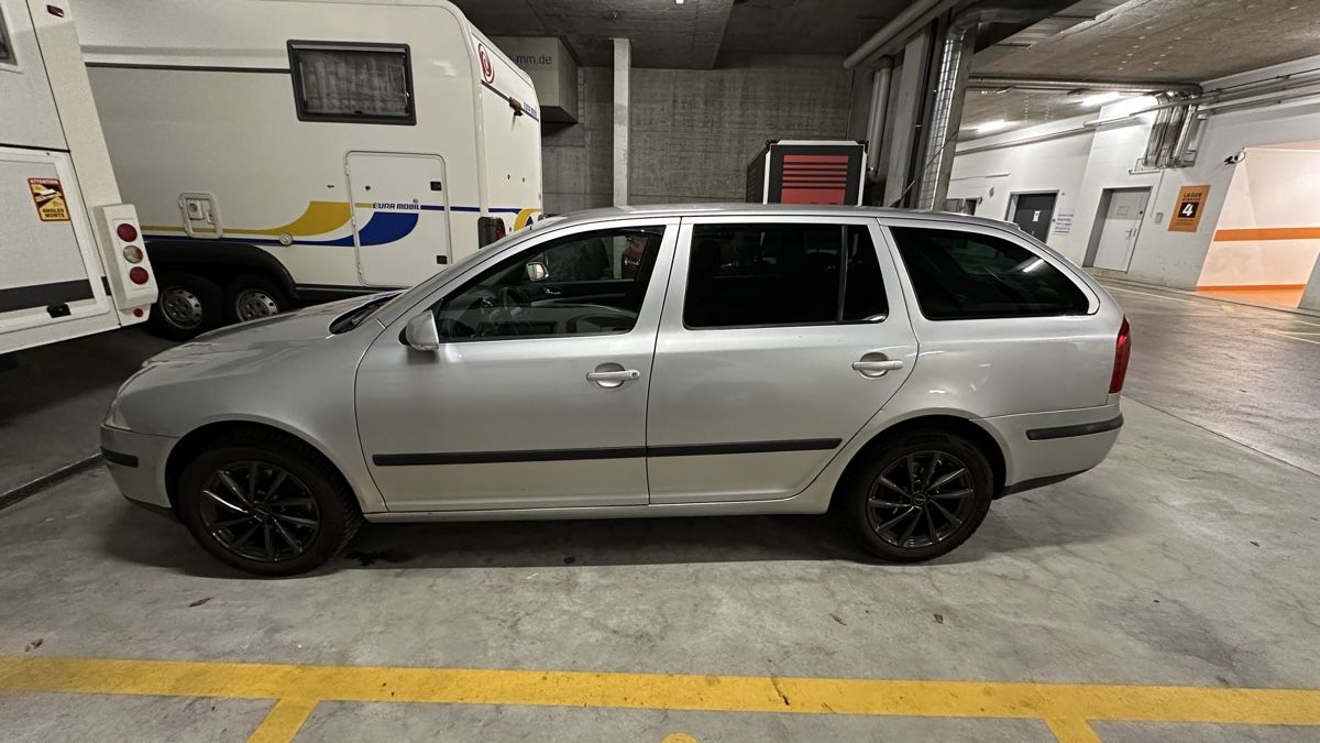 Skoda Automobili: Skoda Octavia Combi, 2008, ab MFK – Usato da Gossau SG venduto da stanbo 3