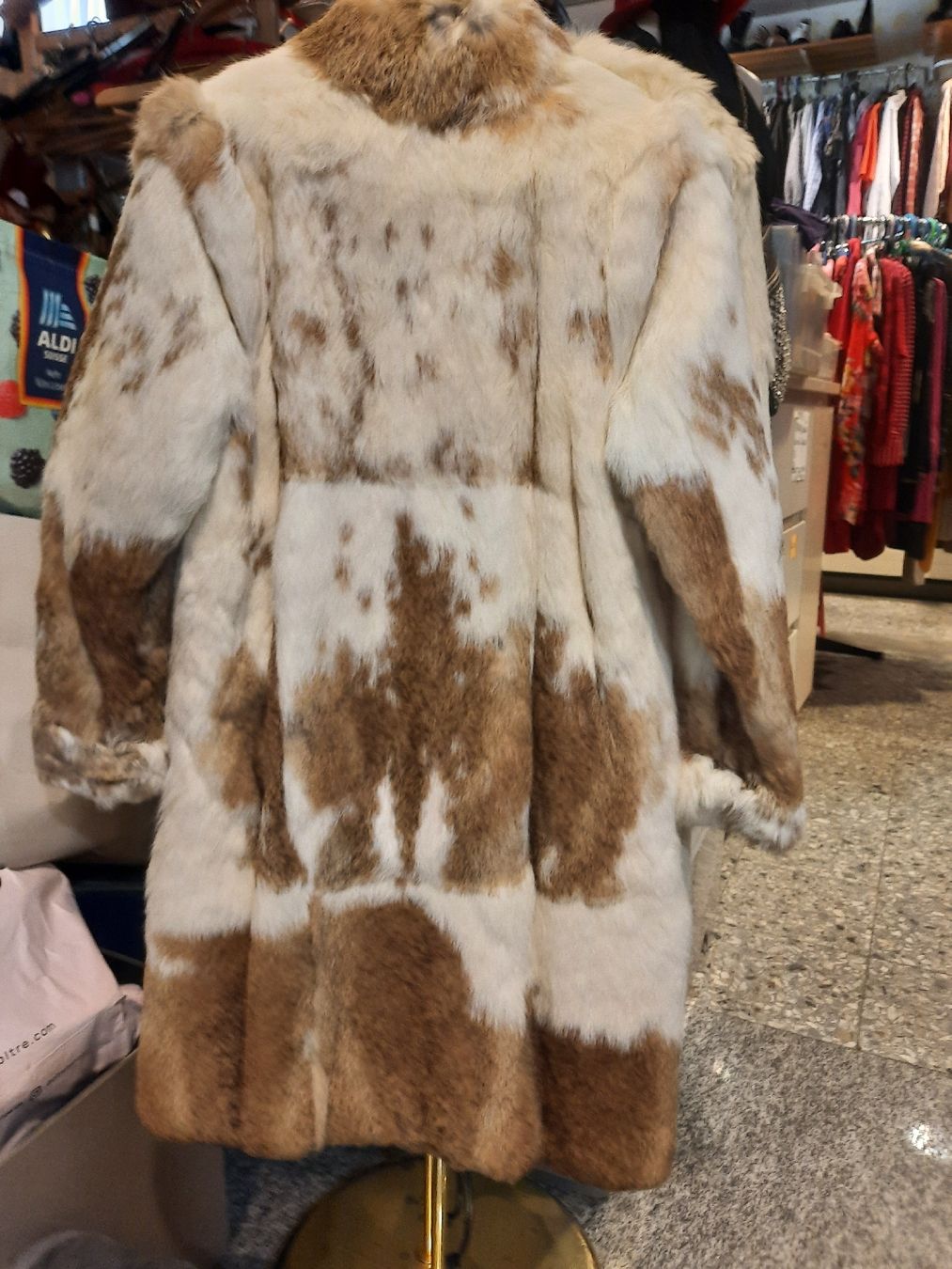 Giacche & Cappotti: pelliccia vintage bambina – Usato da Biasca venduto da Old_6blh 1