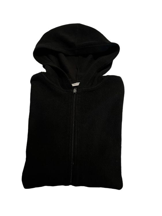 schwarze fleecejacke mit kapuze