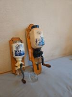 2 alte Wandkaffeemühlen (Goldenberg)