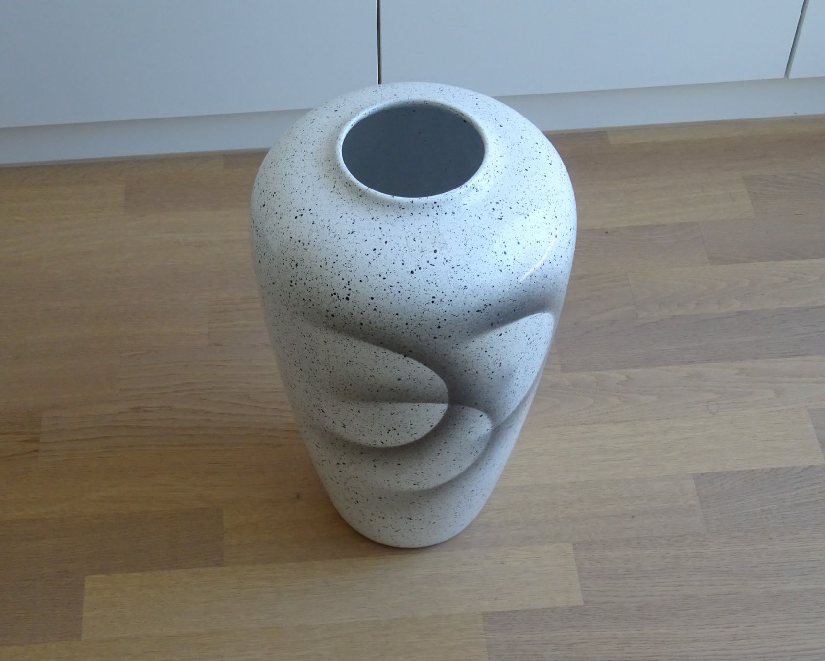 Vase & Récipients: Bodenvase aus Keramik – D'occasion à Birmenstorf AG par nfl_6z2d 1
