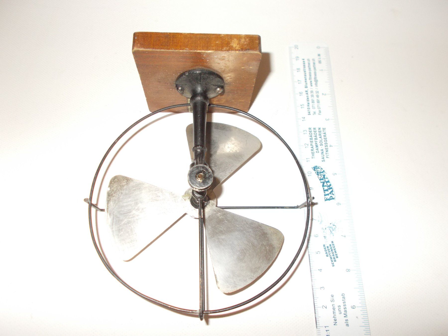 Kit di modellismo & Modellini statici: ANTRIEBSMODELL URALT , WINDPROPELLER. – Usato da Romanshorn venduto da Legere8 7