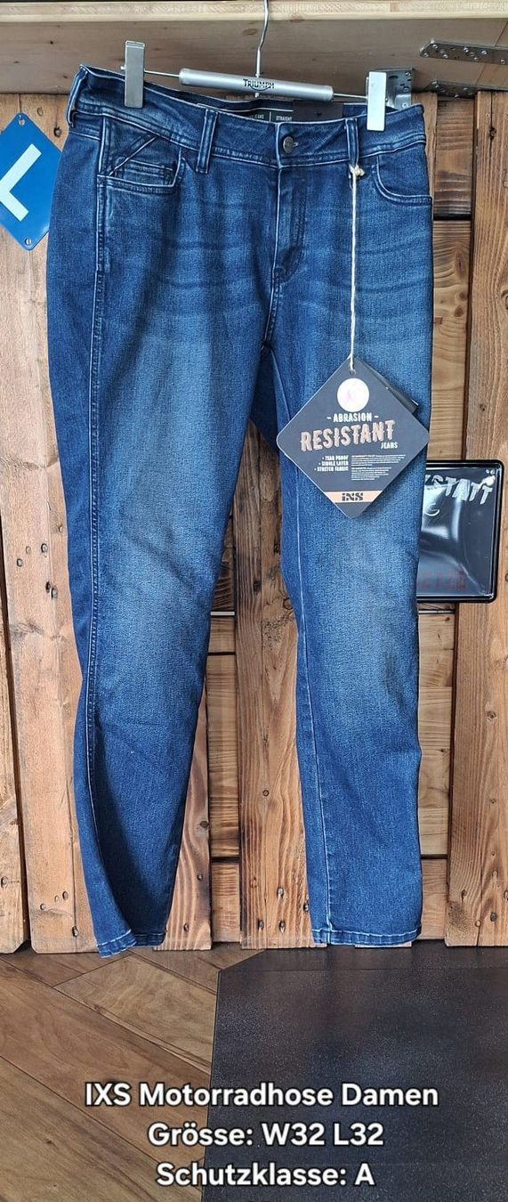Jeans: Motorradjeans IXS Grösse W32/L32 – Nuovo (secondo la descrizione) da Alpnach Dorf venduto da Biker-Lady