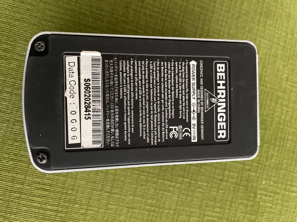 Behringer Digital Reverb DR100 / Hallpedal Kaufen auf Ricardo