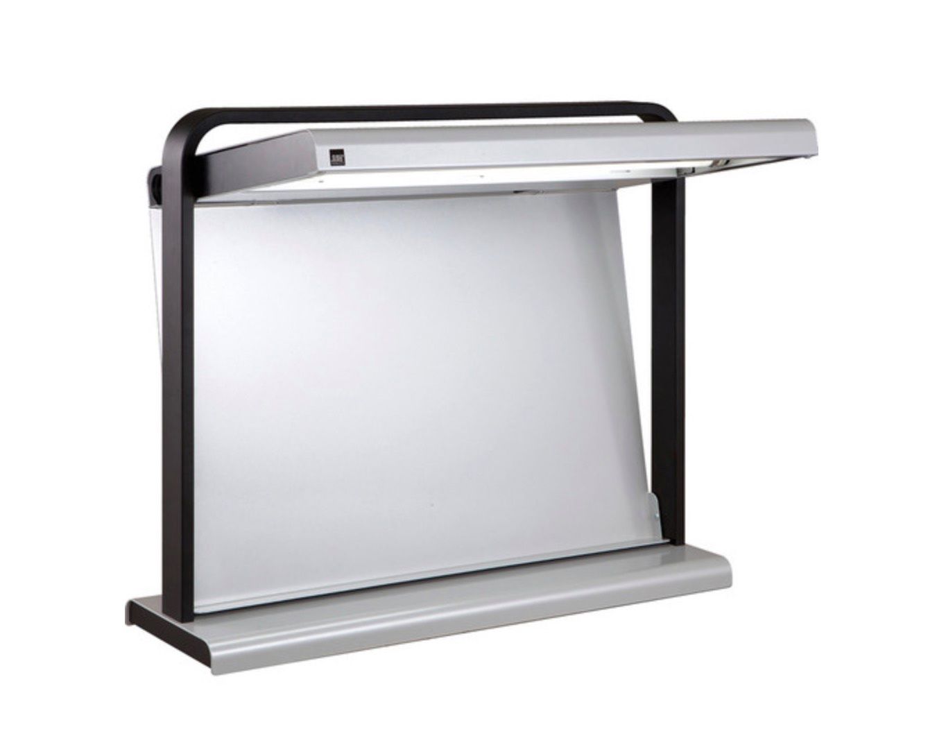 Lampade: JUST Normlicht colorFrame 02-2/18 DIM D – Usato da Dinhard venduto da Fritzlimuser