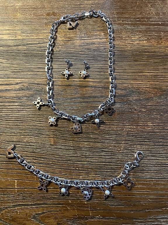 Louis Vuitton Bracciali & Braccialetti: Set Louis Vuitton – Usato da Les Acacias venduto da NSanthagens