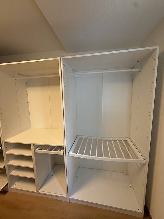 Armoires: Kleiderschrank – D'occasion à Unterengstringen par _Janina_ 2