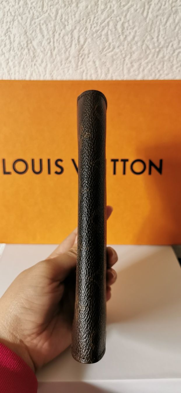 Louis Vuitton Portamonete: LV MNG Sara 2 Cards Wallet – Usato da Morges venduto da B.Nipawan 9