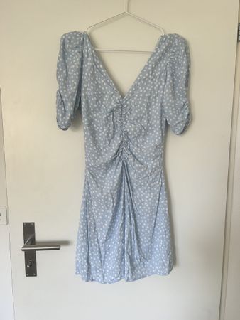 Zara Sommerkleid Hellblau mit Punkten Grösse S 👗🌞
