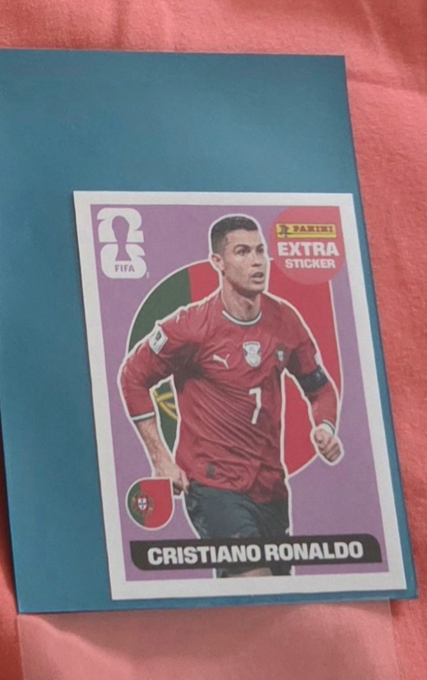 Panini Cartes à collectionner: Cristiano Ronaldo – Extra Sticker – Neuf (Voir description) à martigny par cri_b6mg