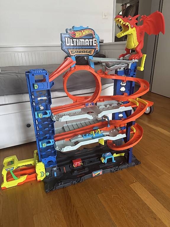 Hot Wheels Rennbahnen: Hot Wheels City Ultimate Garage – Gebraucht aus Widnau von Alex-M. 1