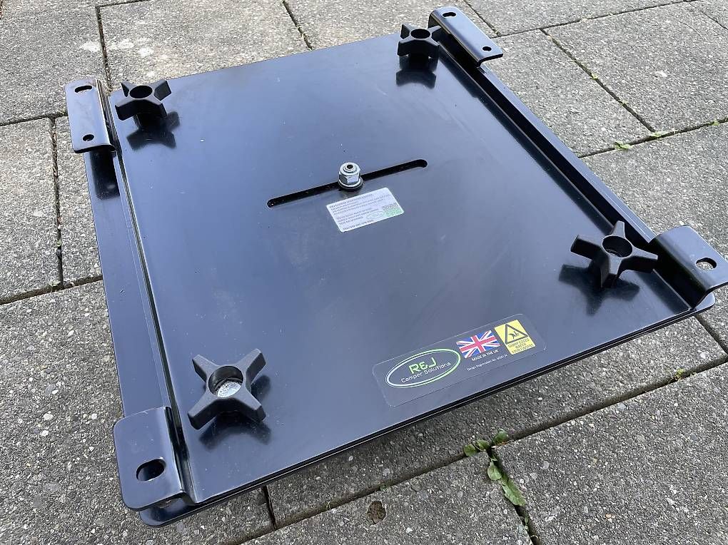 Altri accessori per camping: Drehkonsole R&J Camper Solution zu Sprinter W906 – Usato da Ebmatingen venduto da glip