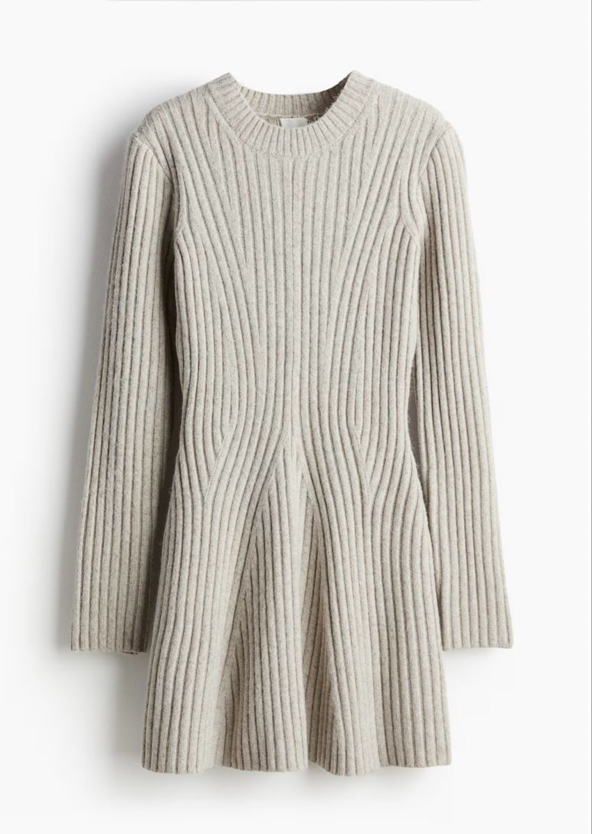 H&M Kleider: Warm dress H&M – Gebraucht aus Zürich von agi_j875