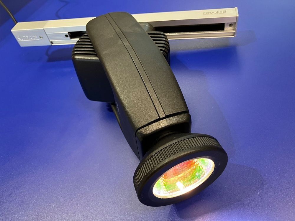Lampade: 5 Stück AEG Strato-Halogen Strahler mit 3-Ph. Adapter – Usato da Neunkirch venduto da liquidationen_8152 7