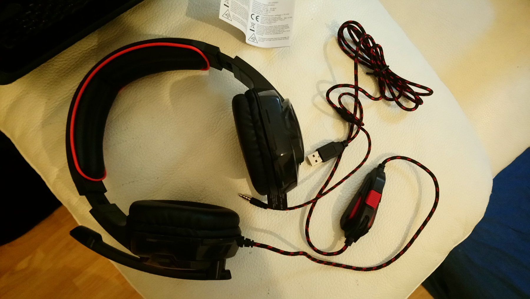 Kopfhörer: Casque gamer Lumineux – Neu und originalverpackt aus Genève von wwo_mx7t 3