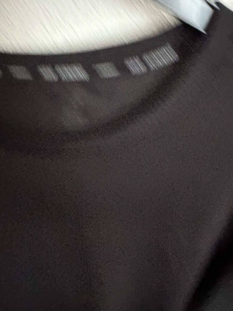 H&M T-Shirts: H&M Running Funktionsshirt Langarm – Neu (gemäss Beschreibung) aus Schlieren von James1010 4