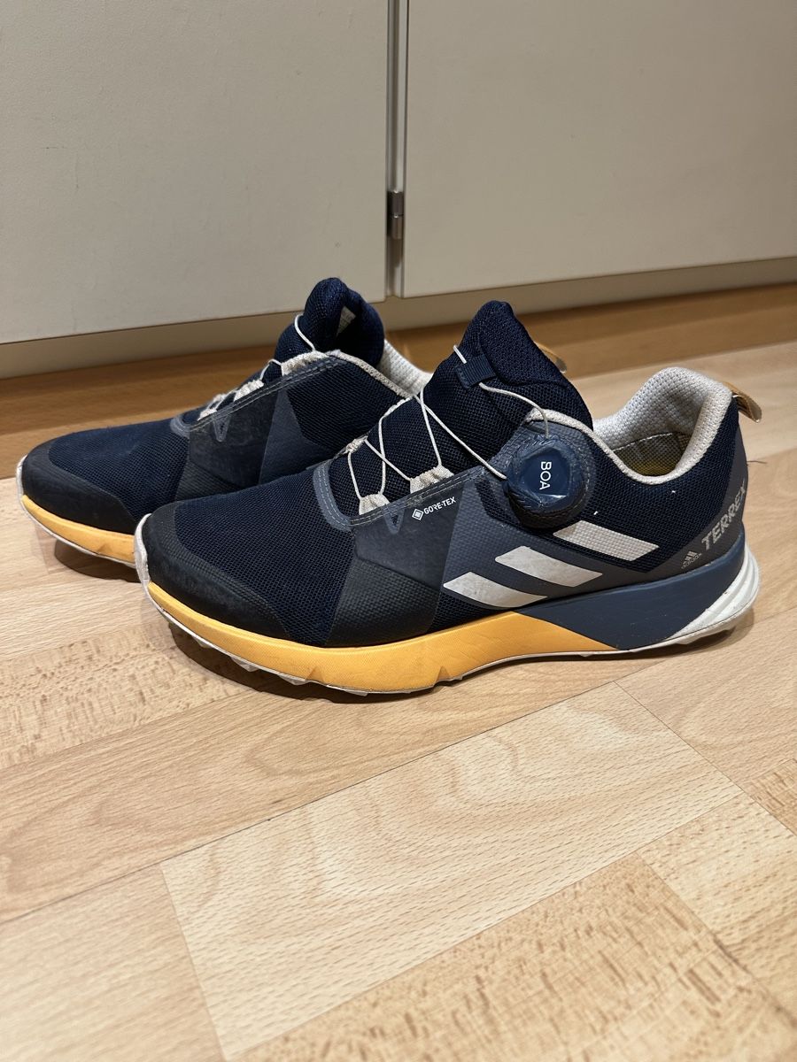 Adidas Herrenschuhe: Schuhe Adidas Gore-Tex Gr. FR 40 , US 7 , EU 38 /38.5 – Gebraucht aus Uetendorf von Gar_9pvy 1