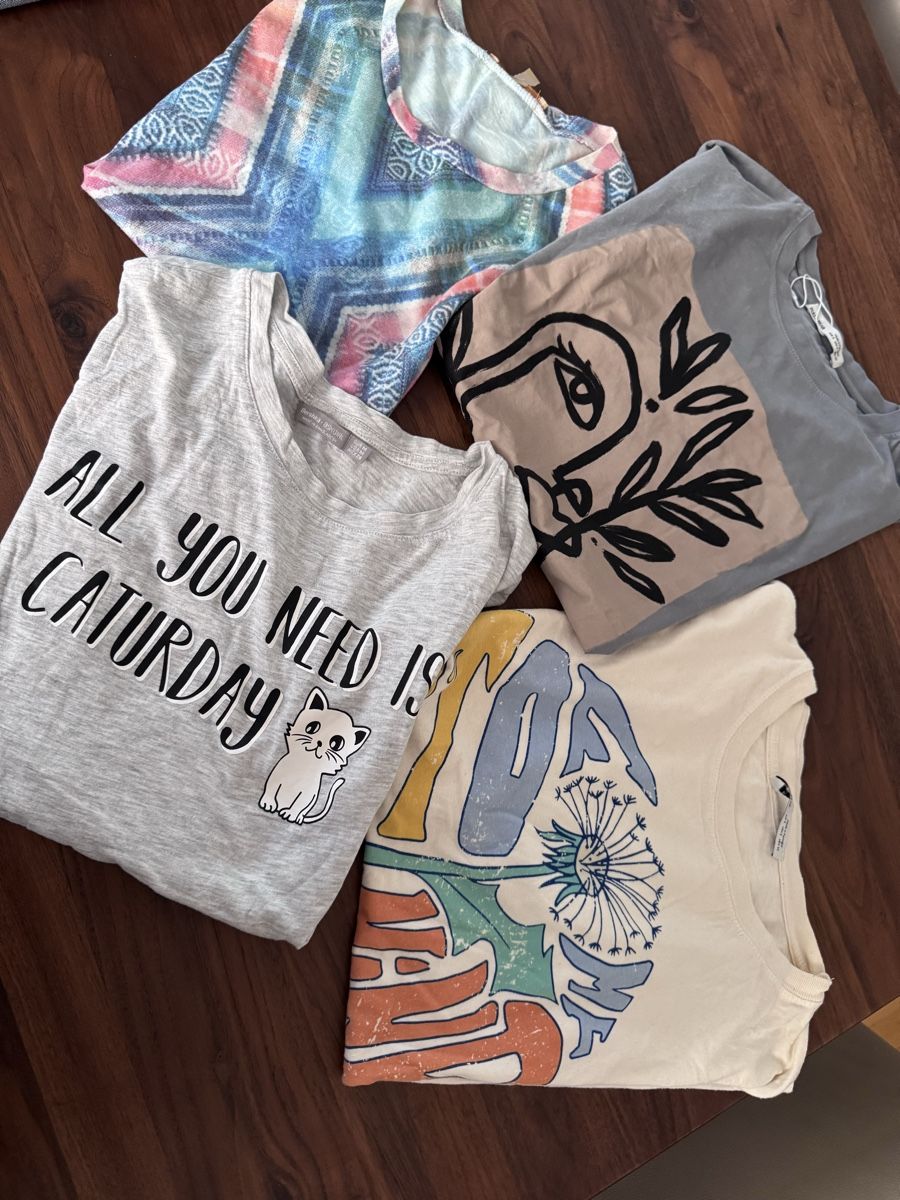 Pull&Bear T-shirt: 4 x T-Shirt-Set Pull&bear etc, baumwolle gr.S/M – Usato da Zürich venduto da yas_7vdk