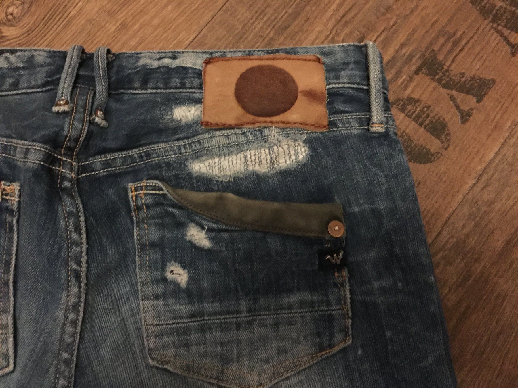 Le Temps Des Cerises Jeans: Jeans LE TEMPS DES CERISES taille 25 – Usato da Cossonay-ville venduto da Super-Price-Quality 5
